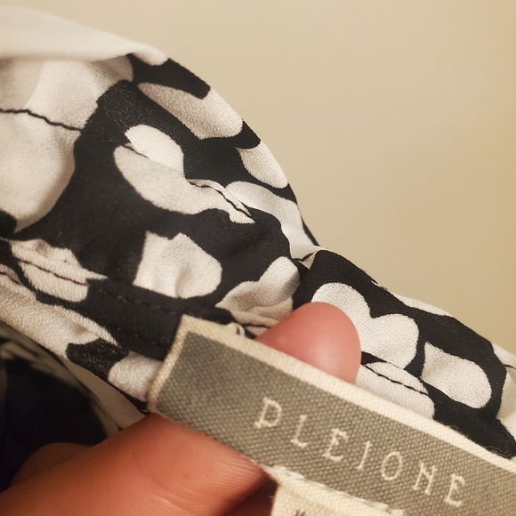 Blouse - Picture 3 of 3